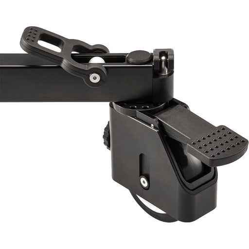 Camgear Dolly L – Heavy-duty tripod dolly with smooth-rolling wheels for professional camera movement.