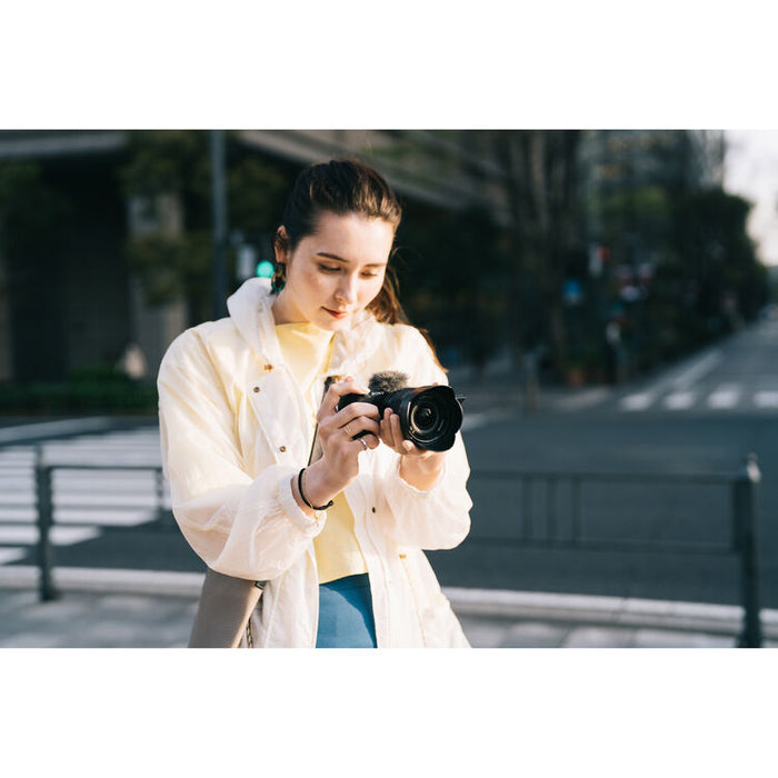 Sony ZV-E10 mirrorless camera with 16-50mm lens black ZVE10K-B APS-C vlog camera kit